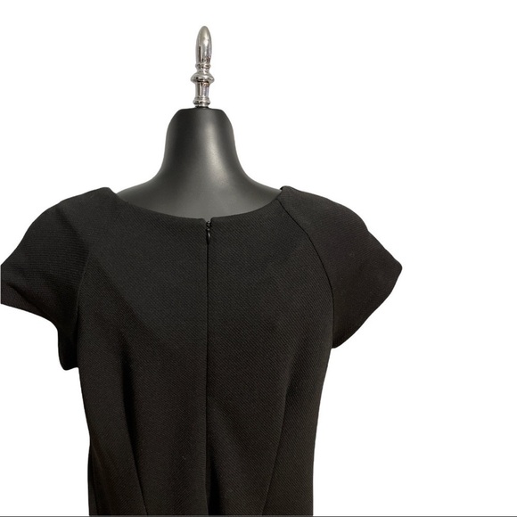 Dresses 3 for $50 
Women’s Laura Little Black Gold Statement Dress Size 8 - Picture 6 of 6